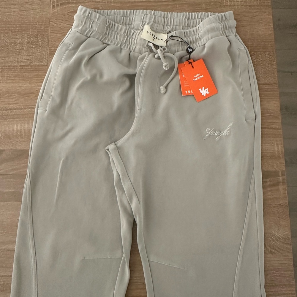 YoungLA Gray Sweatpants with Elastic Waistband and Tapered Ankles